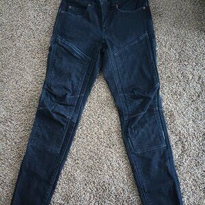 Duluth Trading Company Women's Cargo Jeans with Curvesetter Hem, Size 2, EUC